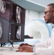 Doctor,Performing,Breast,Cancer,Screening,And,Tumor,Diagnosis,Before,Surgery.